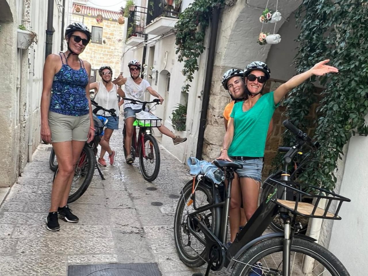 Rent an ebike and embark on an unforgettable cycling tourism journey, blending sustainability with the allure of these enchanting regions. Explore the beauty of Puglia and Basilicata with Ebike Rental Puglia.