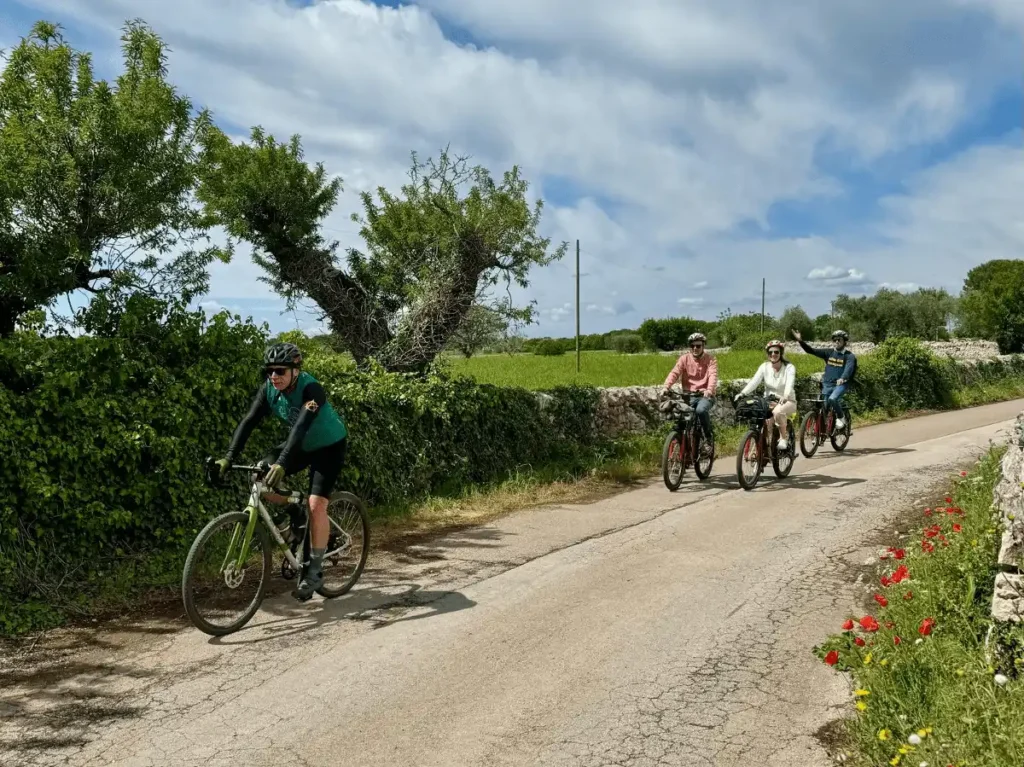 Experience the rustic charm of Puglia by e-bike and indulge in freshly baked bread at an old-fashioned bakery